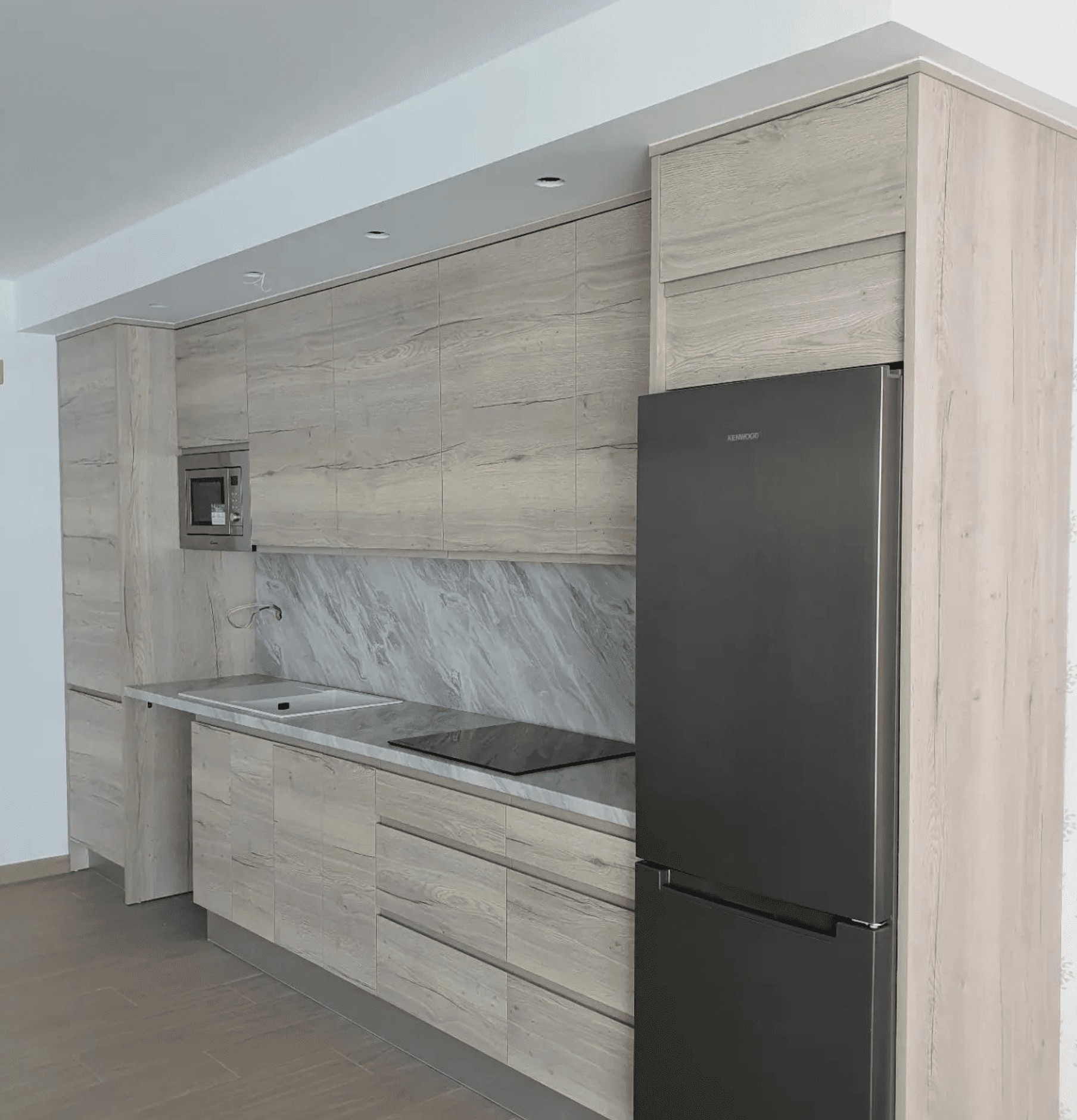 Muebles de madera clara de cocina